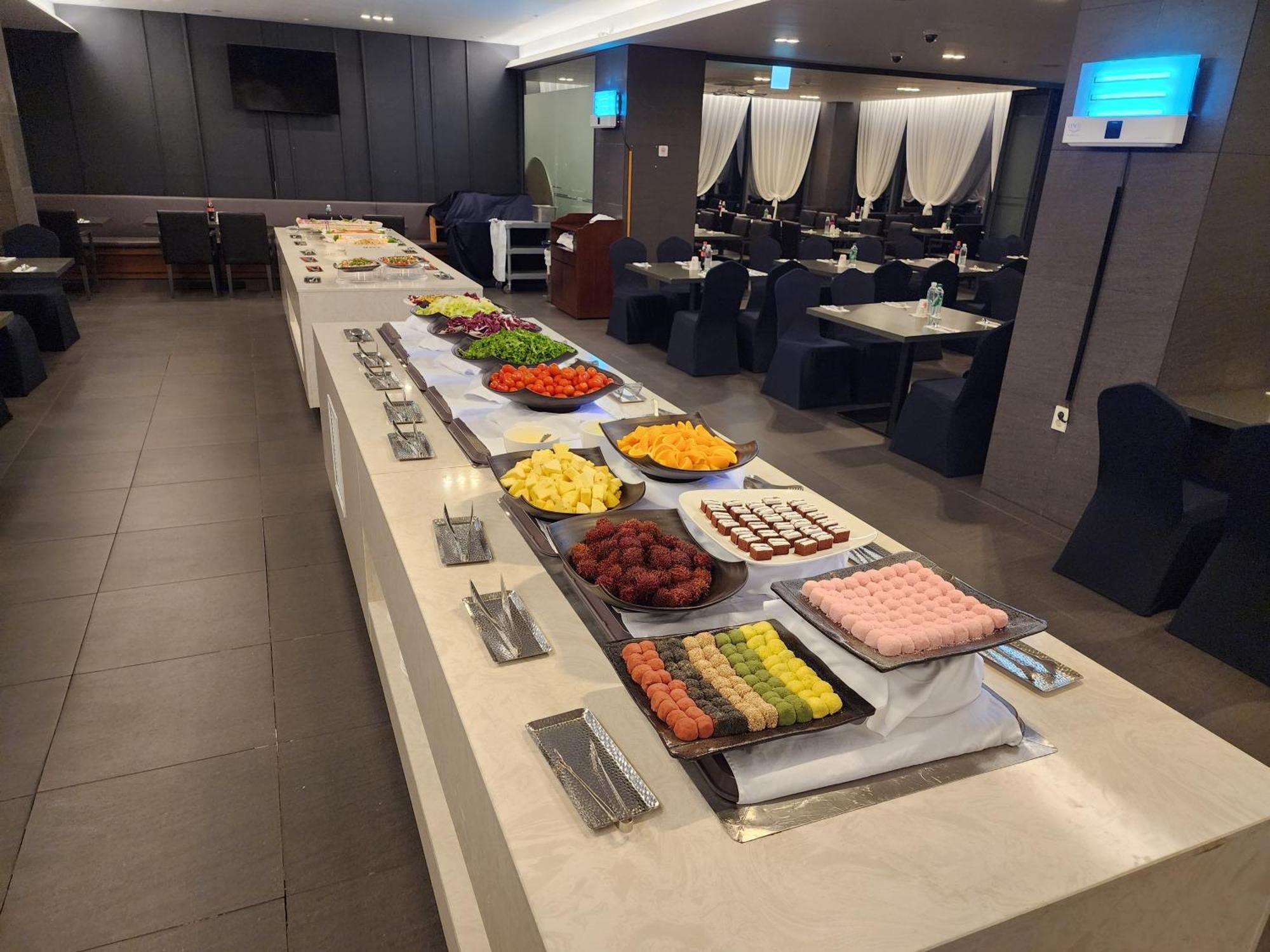 Ramada By Wyndham Jeju Hamdeok Hotel Buitenkant foto