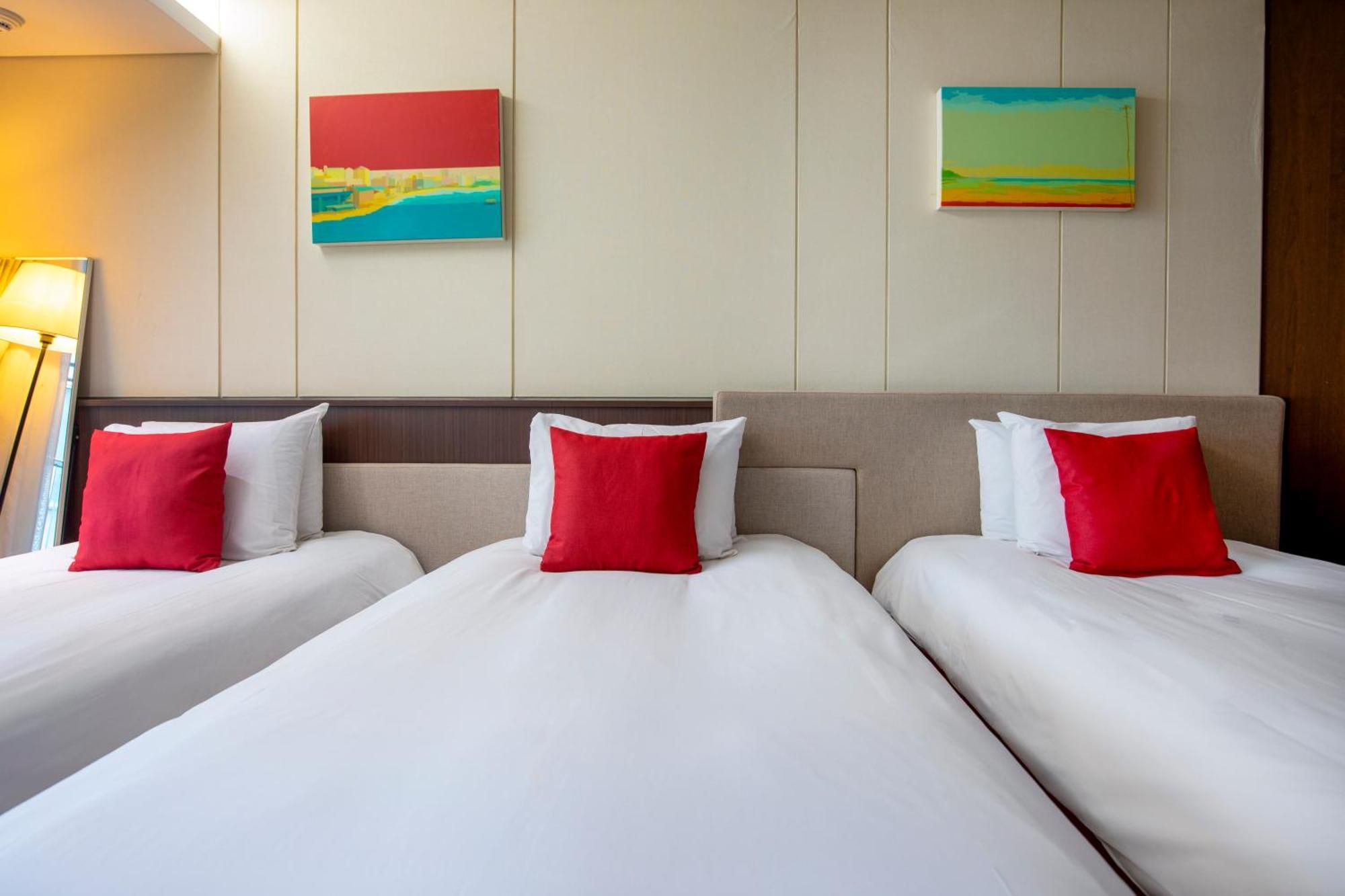 Ramada By Wyndham Jeju Hamdeok Hotel Buitenkant foto